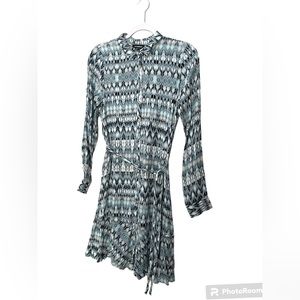 Le Chateau Dress, Long Sleeve, Button down fit and flare, Belted, light Blue, XS